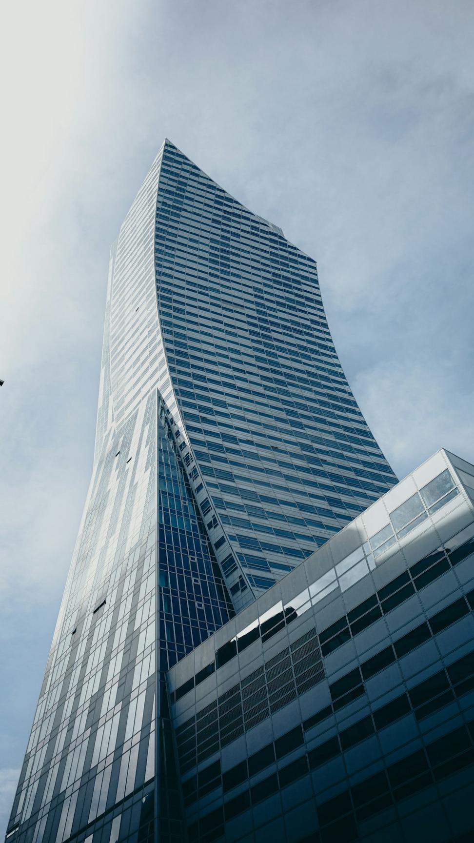 Stellar Commercial Complex